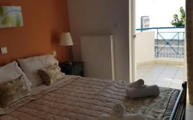 Schinas Apts.